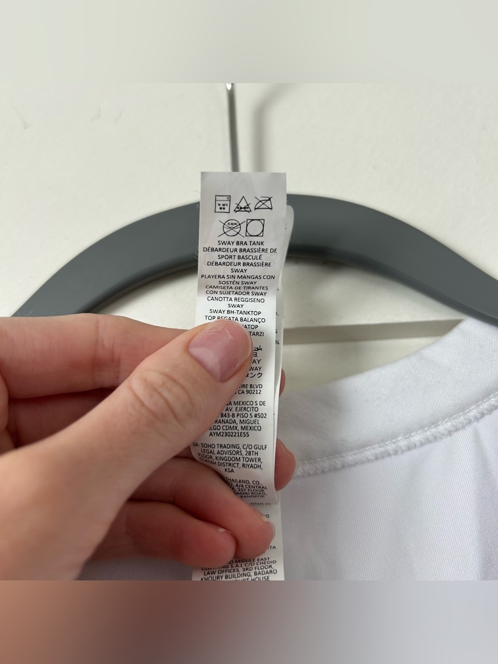 Alo Yoga Sway Bra Tank White Size Medium - Picture 6 of 9